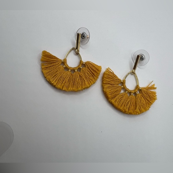 J. Crew Elegant Gold Mustard Yellow Tassel Fringe Fan Earrings - Picture 2 of 6